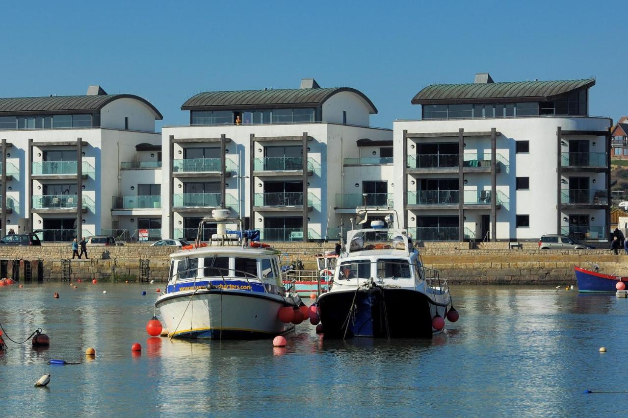 Harbour View Appartement West Bay Buitenkant foto